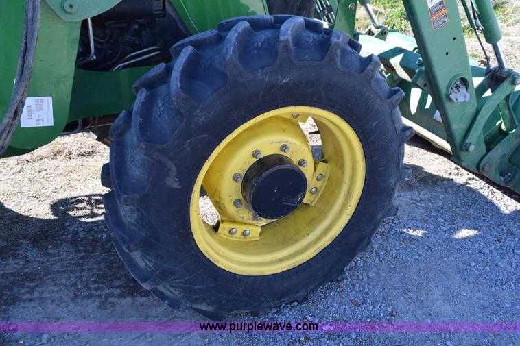 image for item BA9891 2011 John Deere 5093E MFWD tractor