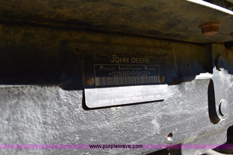 image for item BA9891 2011 John Deere 5093E MFWD tractor