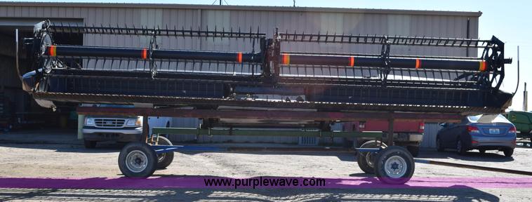 image for item BA9892 2009 MacDon D60 header