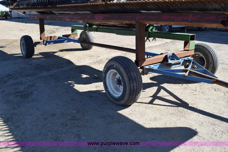 image for item BA9892 2009 MacDon D60 header