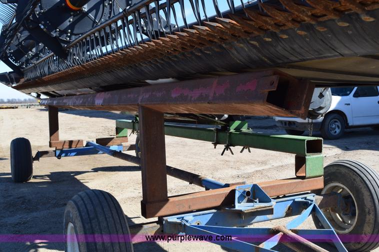 image for item BA9892 2009 MacDon D60 header