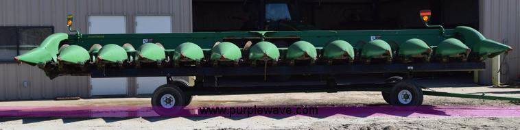 image for item BA9893 2011 John Deere 612C corn head