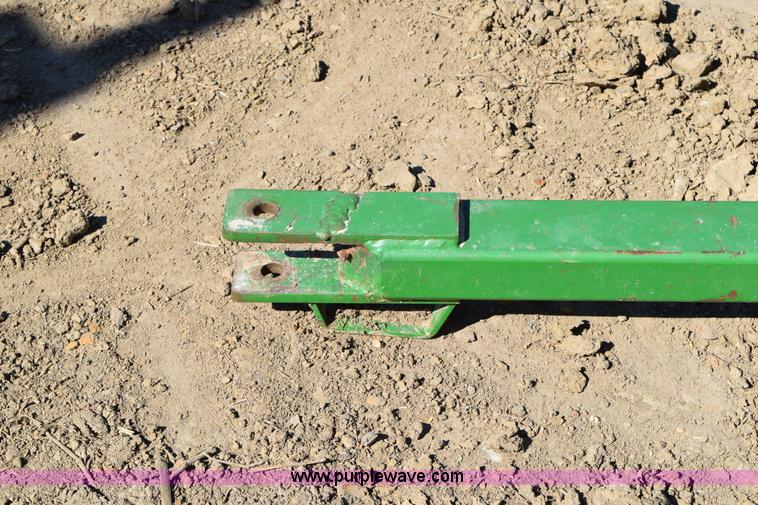 image for item BA9893 2011 John Deere 612C corn head