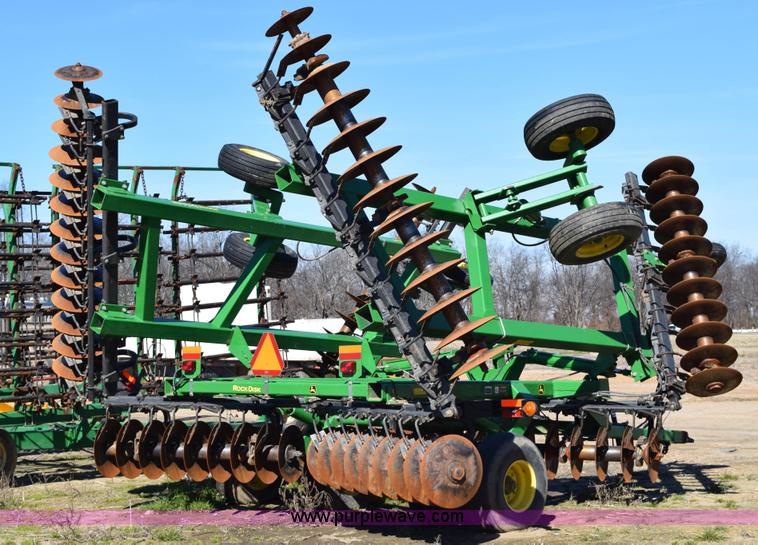 image for item BA9895 2011 John Deere 637 rock disk