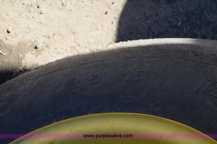 image for item BA9895 2011 John Deere 637 rock disk