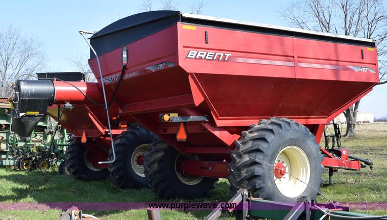image for item BA9900 2012 Brent 782 grain cart
