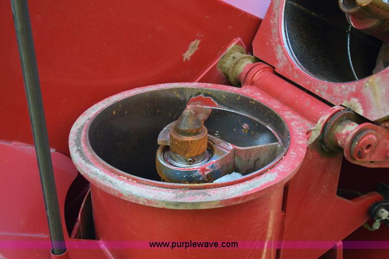 image for item BA9900 2012 Brent 782 grain cart