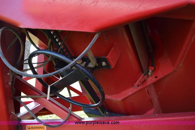 image for item BA9900 2012 Brent 782 grain cart