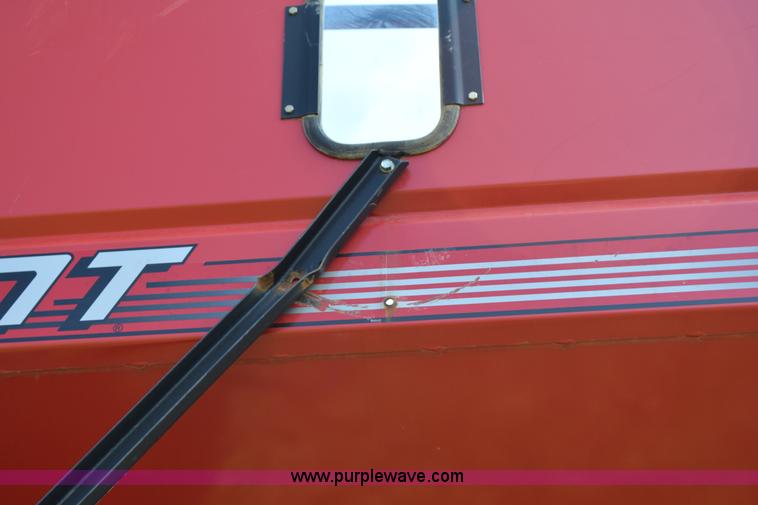 image for item BA9900 2012 Brent 782 grain cart