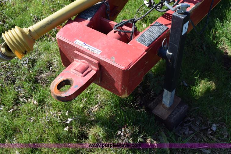 image for item BA9901 2013 Unverferth 6225 grain cart