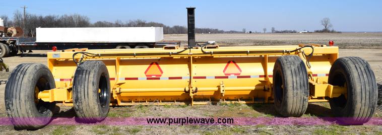 image for item BA9903 2012 Nammco LFS20 20' scraper