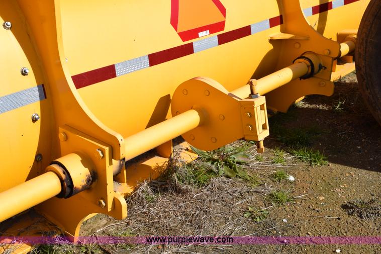 image for item BA9903 2012 Nammco LFS20 20' scraper