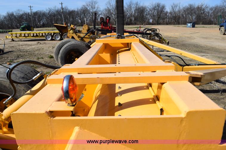 image for item BA9903 2012 Nammco LFS20 20' scraper