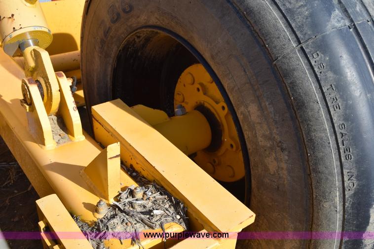 image for item BA9903 2012 Nammco LFS20 20' scraper