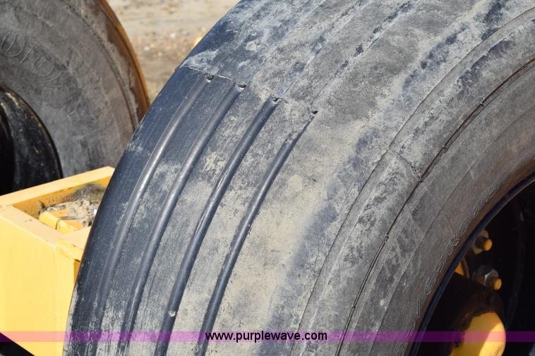 image for item BA9903 2012 Nammco LFS20 20' scraper