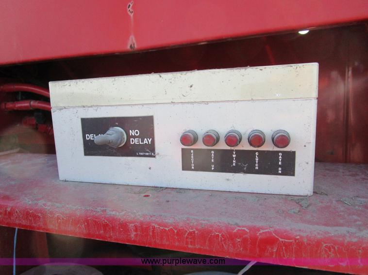 image for item D2310 1995 Case IH 8460 round baler