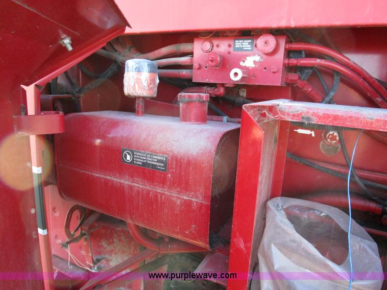 image for item D2310 1995 Case IH 8460 round baler