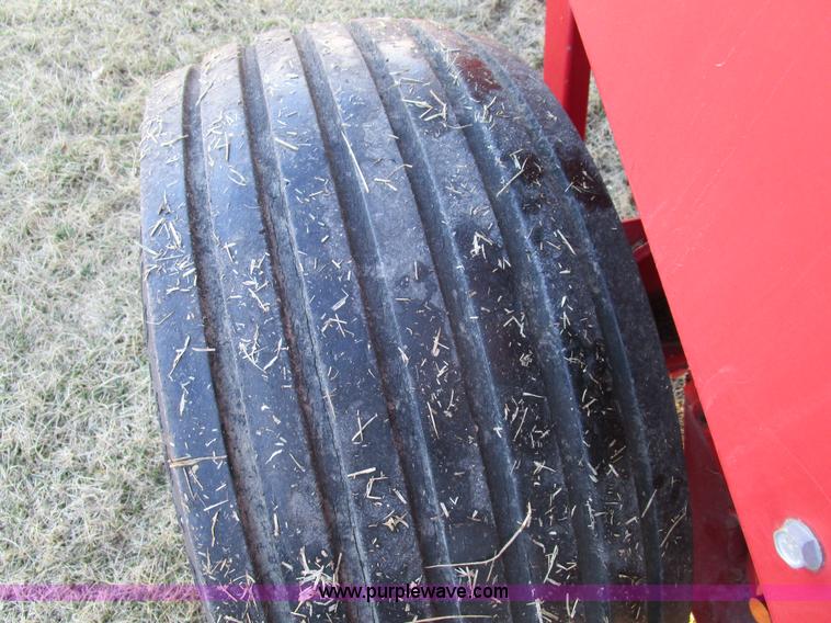 image for item D2310 1995 Case IH 8460 round baler