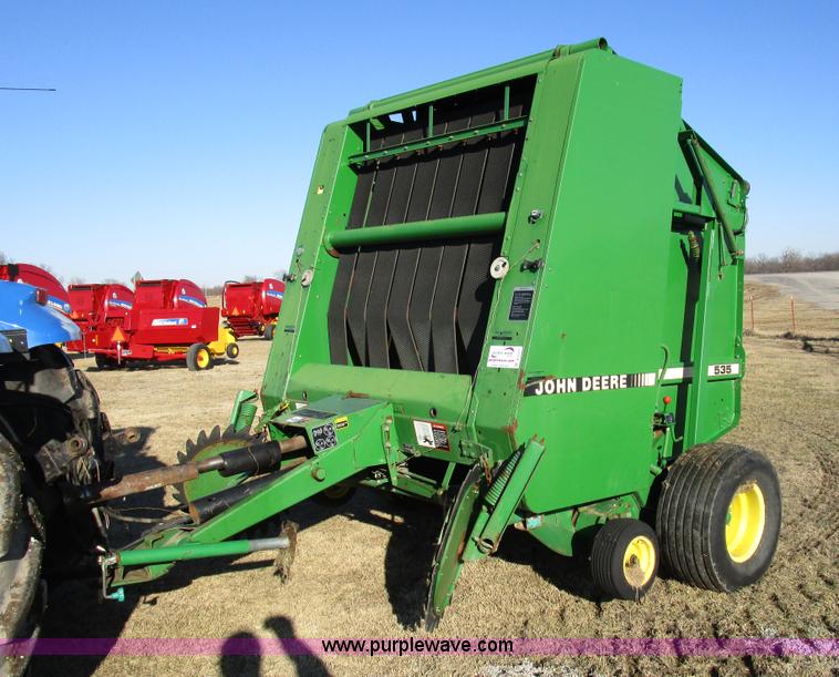 image for item D2311 1995 John Deere 535 round baler