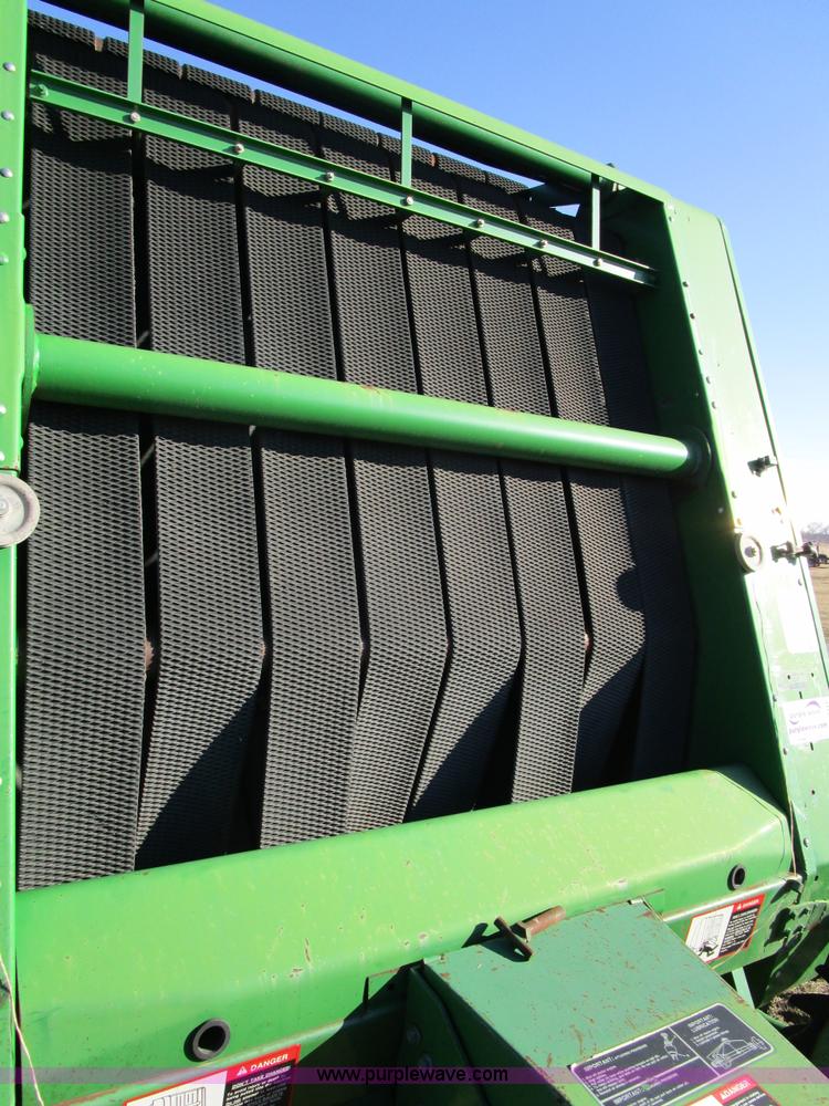 image for item D2311 1995 John Deere 535 round baler