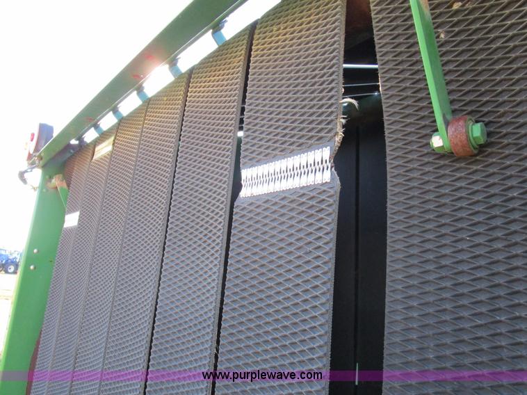 image for item D2311 1995 John Deere 535 round baler