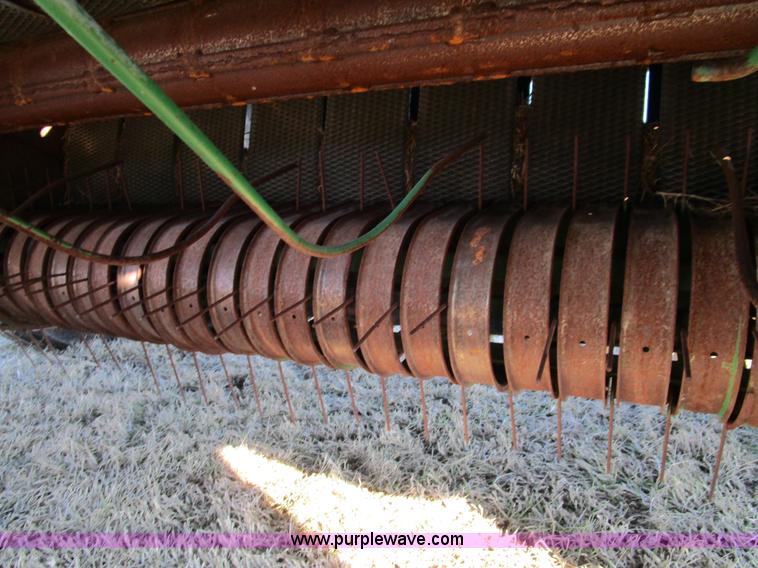 image for item D2311 1995 John Deere 535 round baler