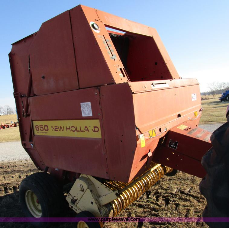 image for item D2312 1991 New Holland 650 round baler