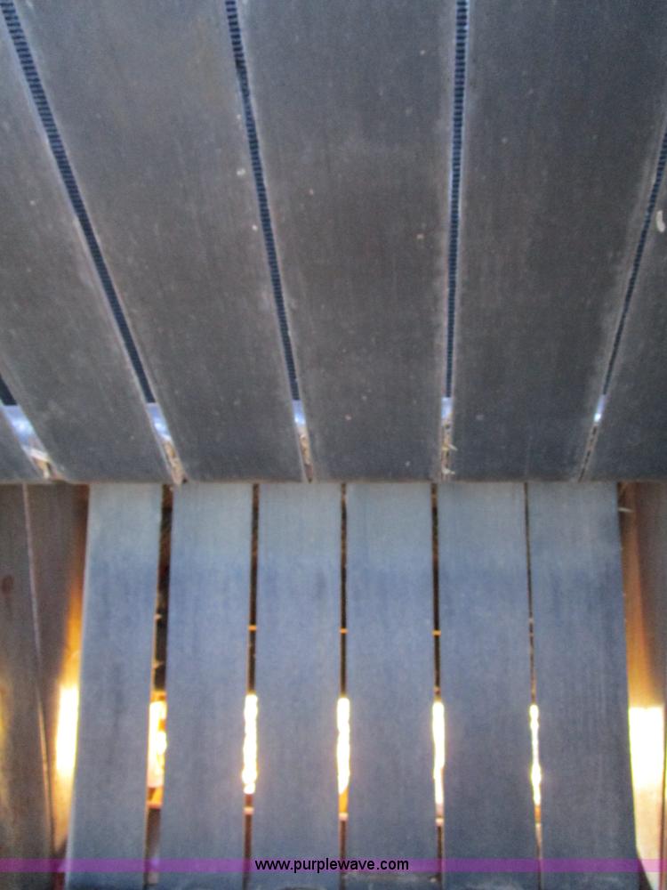 image for item D2312 1991 New Holland 650 round baler