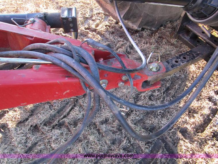 image for item D2315 2006 New Holland BR750 round baler