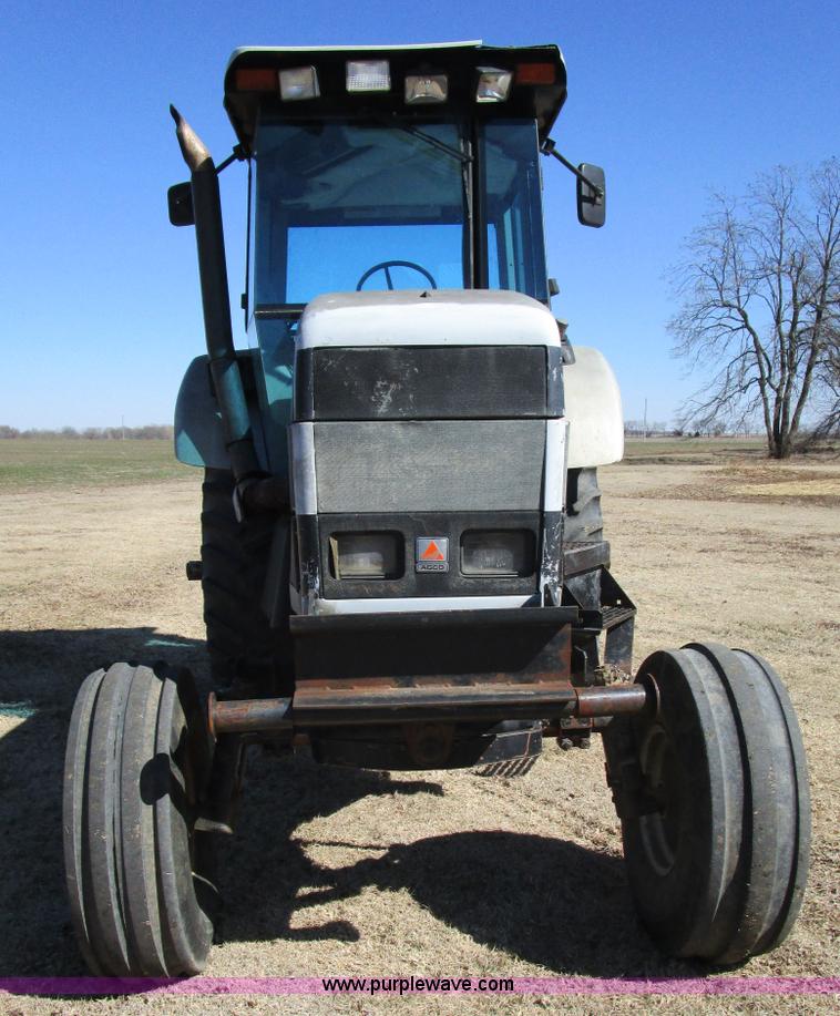 image for item D2317 1993 White 6125 tractor