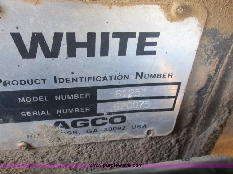 image for item D2317 1993 White 6125 tractor