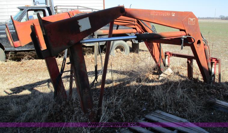 image for item D2317 1993 White 6125 tractor