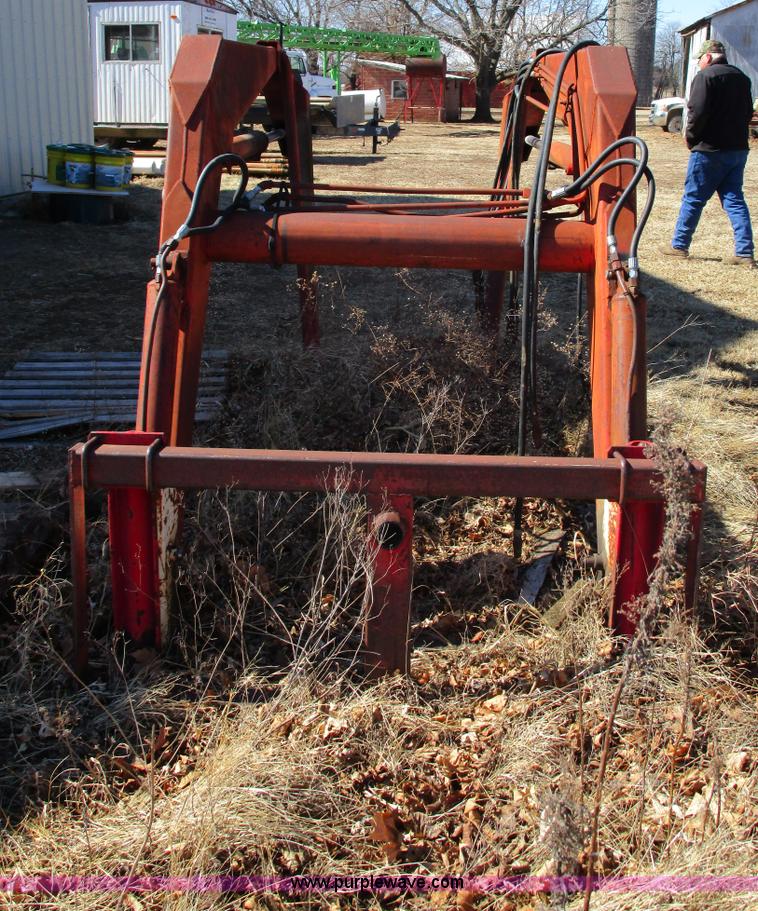 image for item D2317 1993 White 6125 tractor