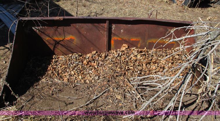 image for item D2317 1993 White 6125 tractor