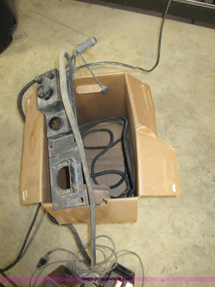 image for item D2318 John Deere 7200 planter