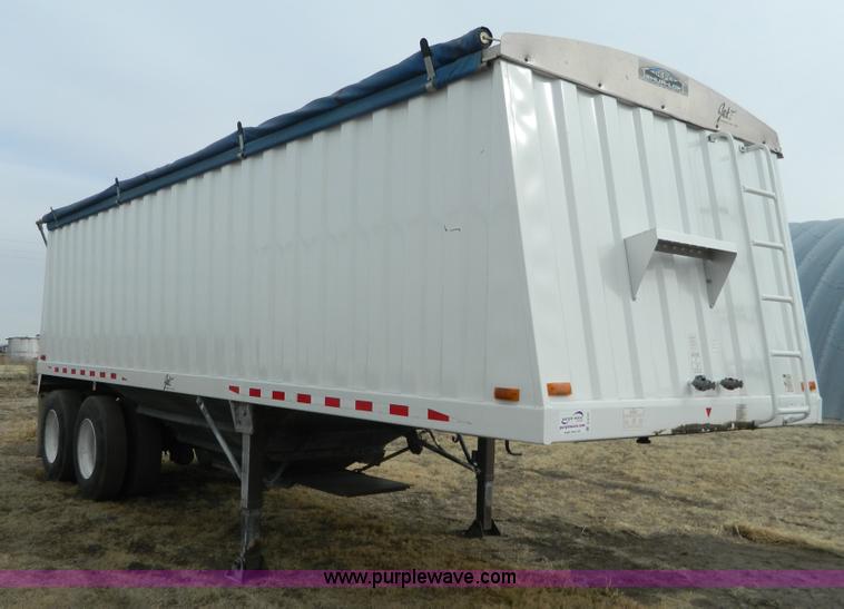 image for item D6141 1999 Jet grain trailer
