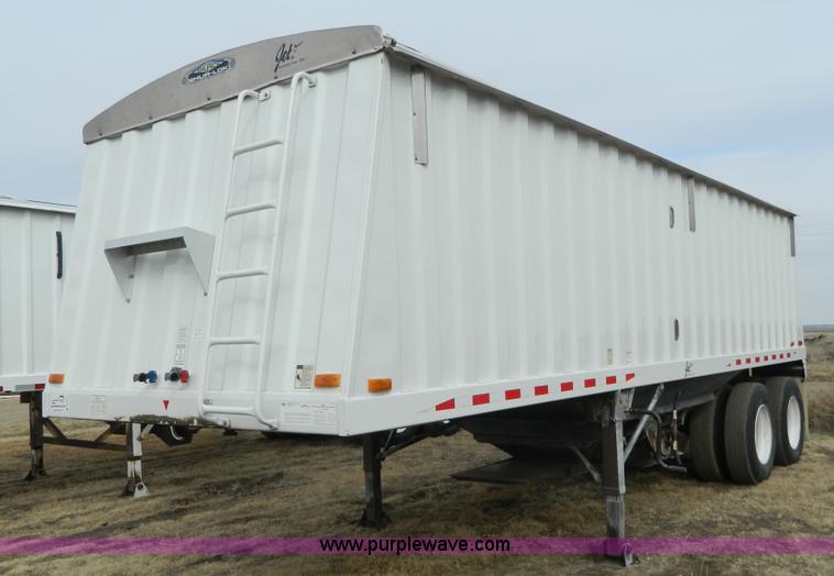 image for item D6141 1999 Jet grain trailer