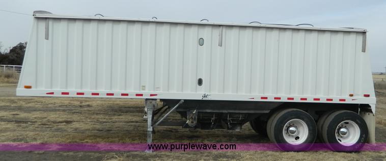 image for item D6141 1999 Jet grain trailer