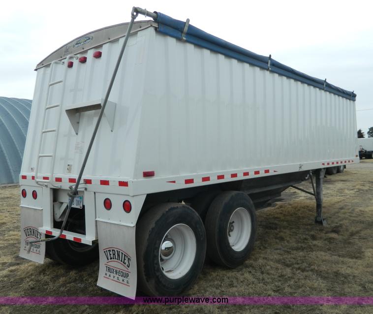 image for item D6141 1999 Jet grain trailer