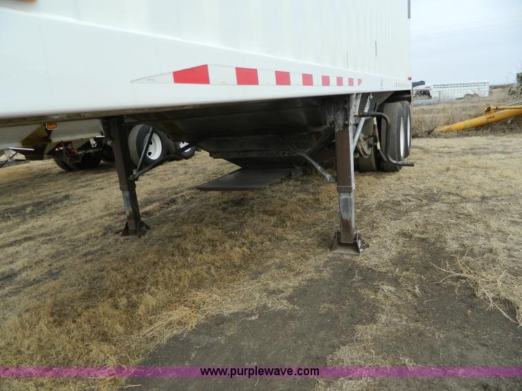 image for item D6141 1999 Jet grain trailer