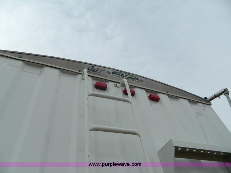 image for item D6141 1999 Jet grain trailer