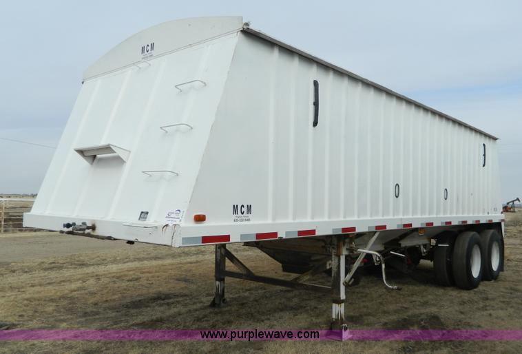 image for item D6142 2005 MCM SG7R grain trailer