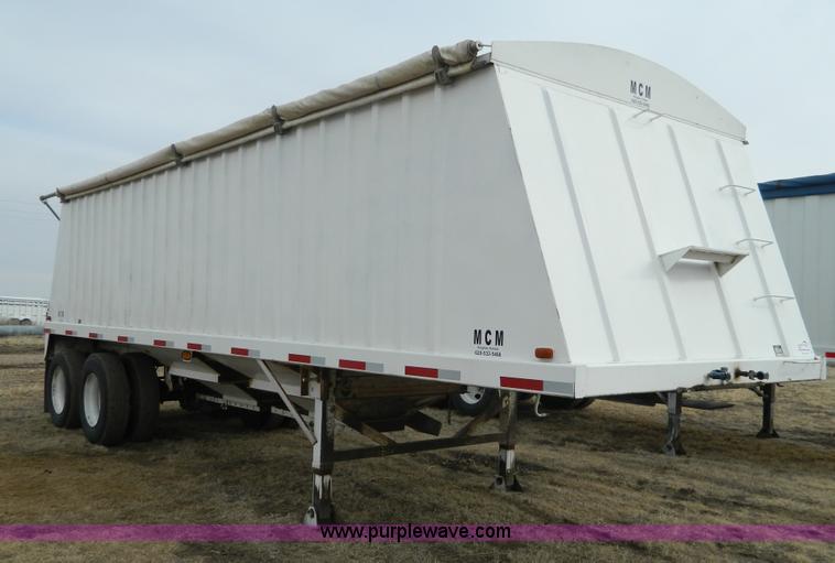 image for item D6142 2005 MCM SG7R grain trailer