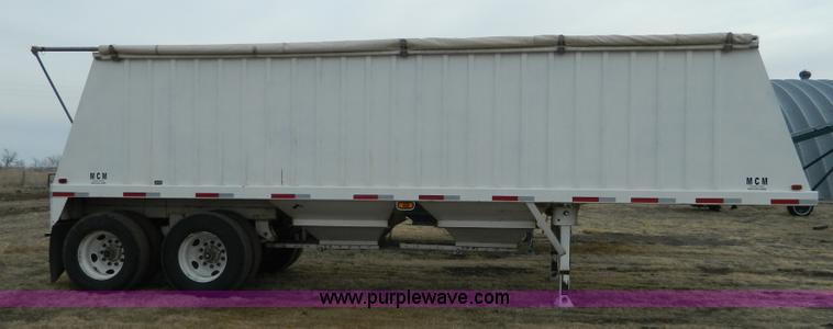 image for item D6142 2005 MCM SG7R grain trailer