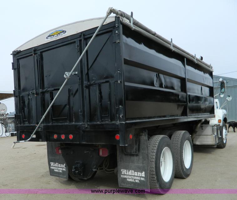 image for item D6145 1994 Ford L9000 grain truck