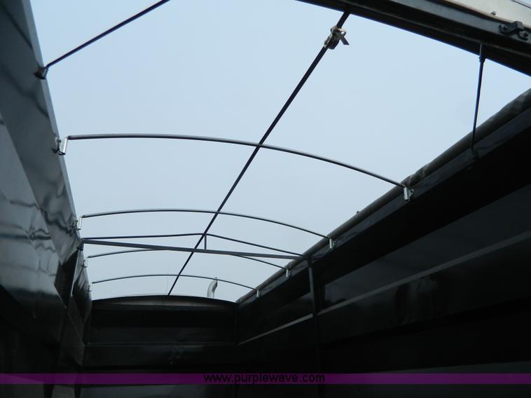 image for item D6145 1994 Ford L9000 grain truck