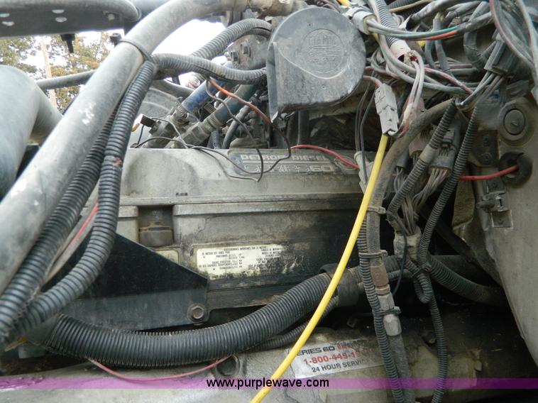 image for item D6145 1994 Ford L9000 grain truck