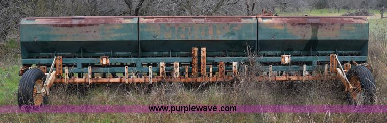 image for item E6234 Marliss grain drill