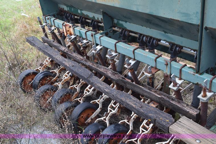 image for item E6234 Marliss grain drill