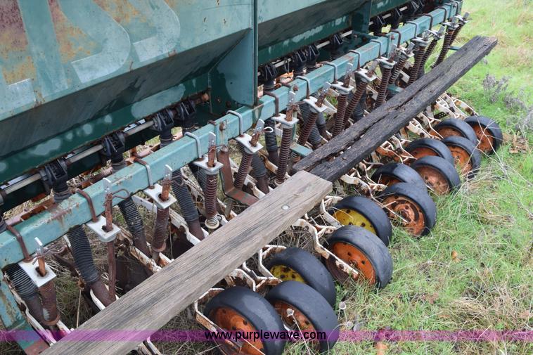 image for item E6234 Marliss grain drill